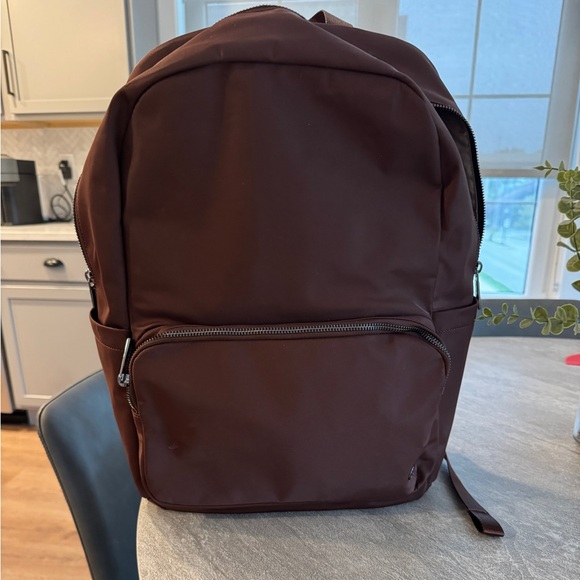 Lululemon everywhere 22L backpack - Picture 1 of 5